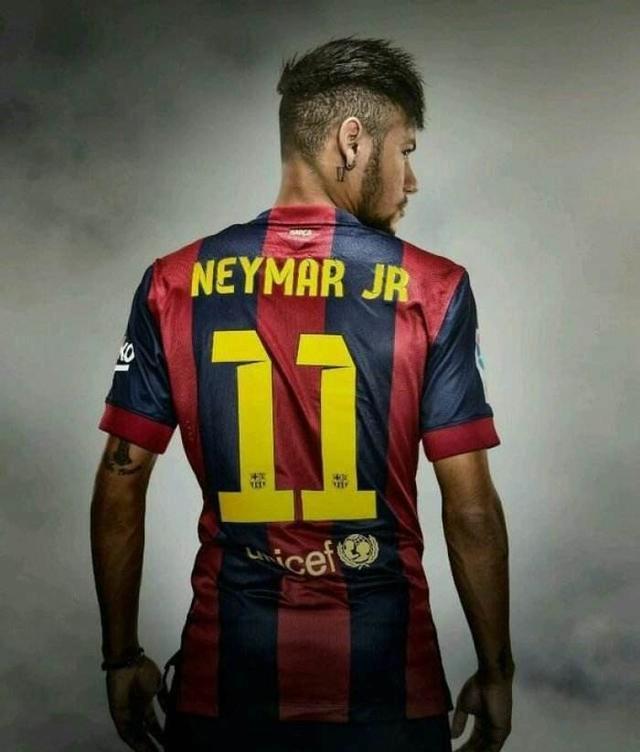 赛场上也屡 赛场上也屡