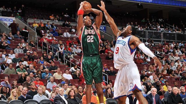 首日对决中 首日对决中